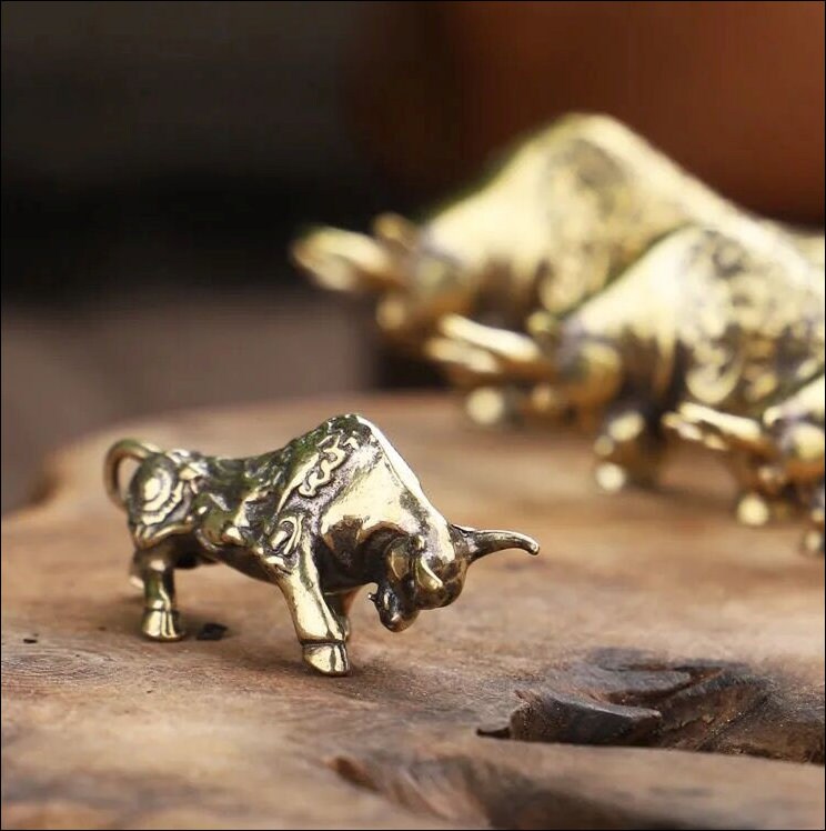 Auspicious Brass Bull Sculpture | Fengshui | Home Decor | Office Blessing | Ornament Display | Chinese zodiac | OX