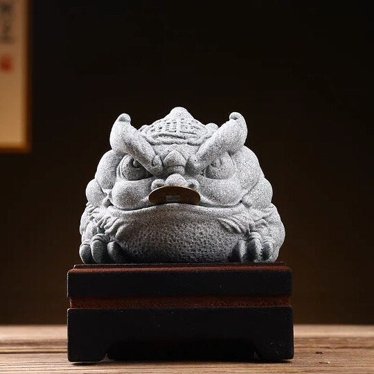 Green Sandstone Jin Chan Toad Sculpture & Statue | Fengshui | Good Fortune and Prosperity | Home and Office Display | Frog